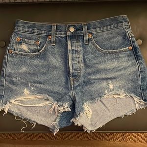 High waisted levi shorts